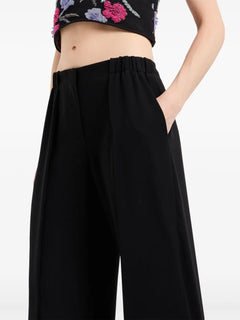 elasticated-waistband straight-leg trousers