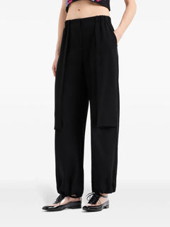 elasticated-waistband straight-leg trousers