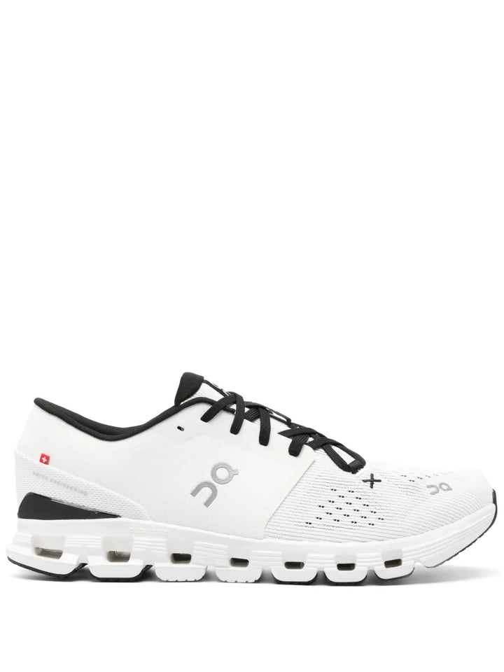 Cloud X 4 sneakers