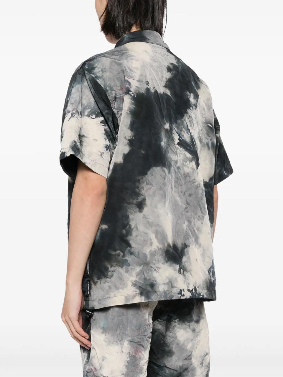 tie-dye short-sleeve shirt