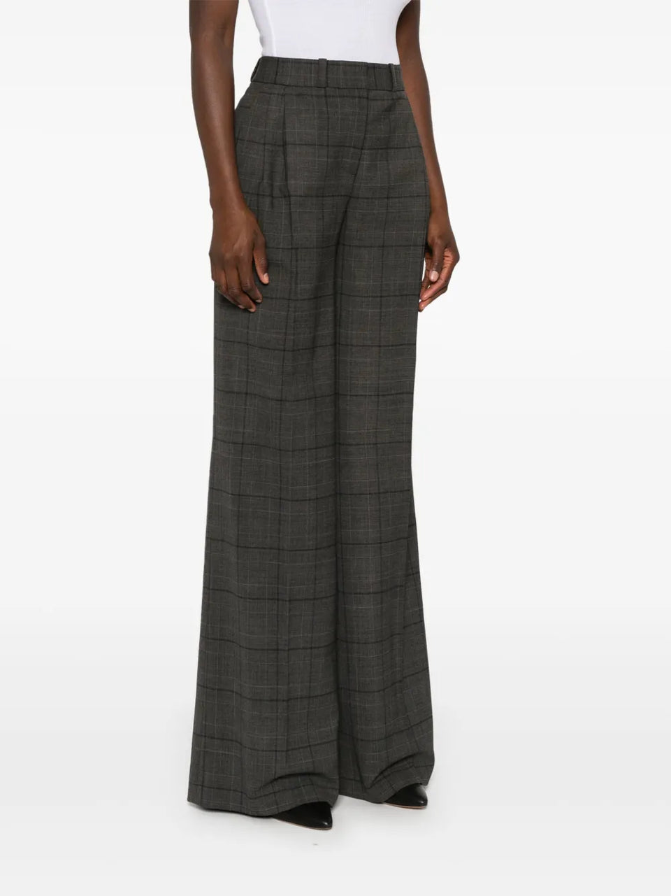 wide-leg tailored trousers