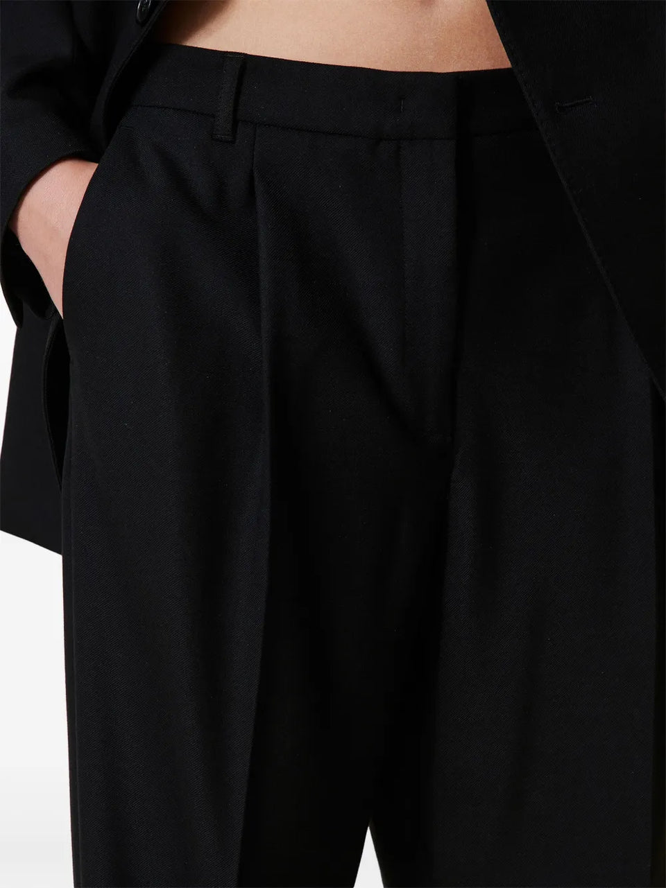pleat-detail straight-leg trousers