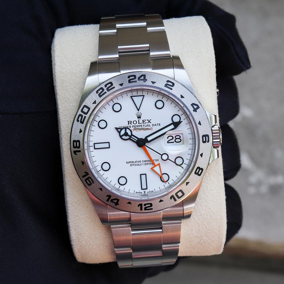 Rolex | Explorer II | 226570 | Steel | 42 x 50 mm | Steel | White | Automatic