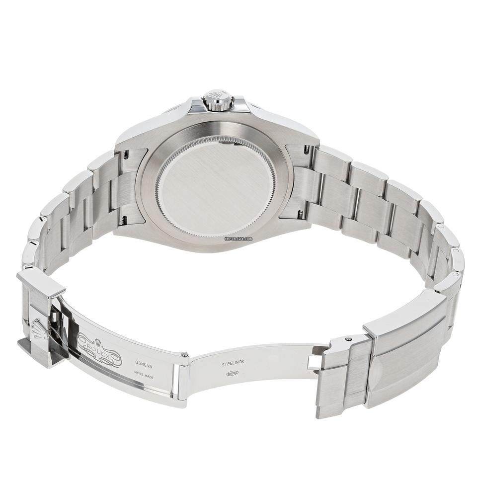 Rolex | Explorer II | 226570 | Steel | 42 x 50 mm | Steel | White | Automatic