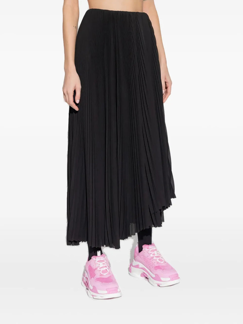 pleated asymmetric-hem midi skirt