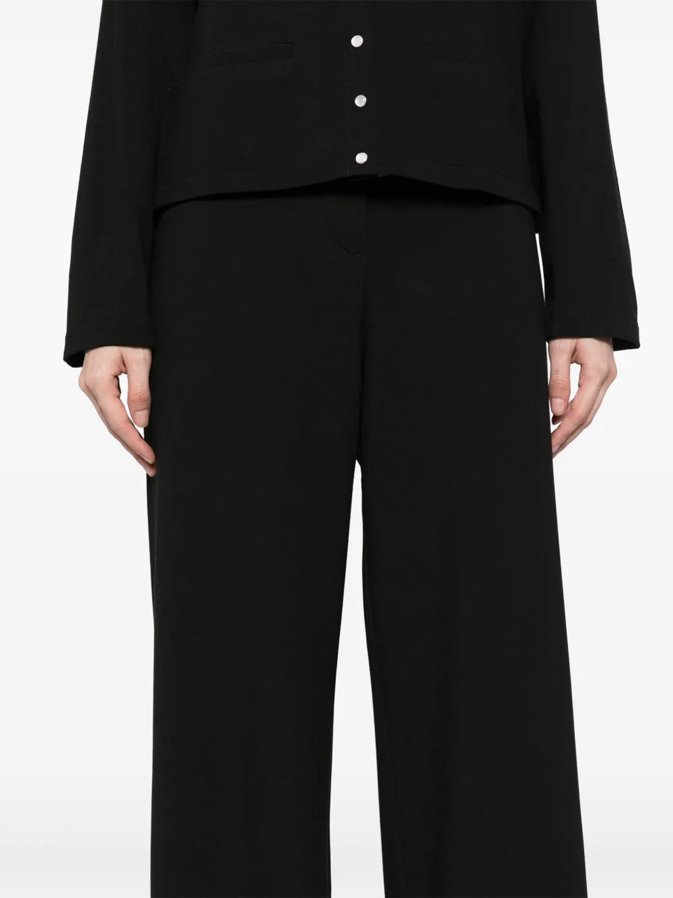 stretch trousers