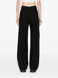 stretch trousers