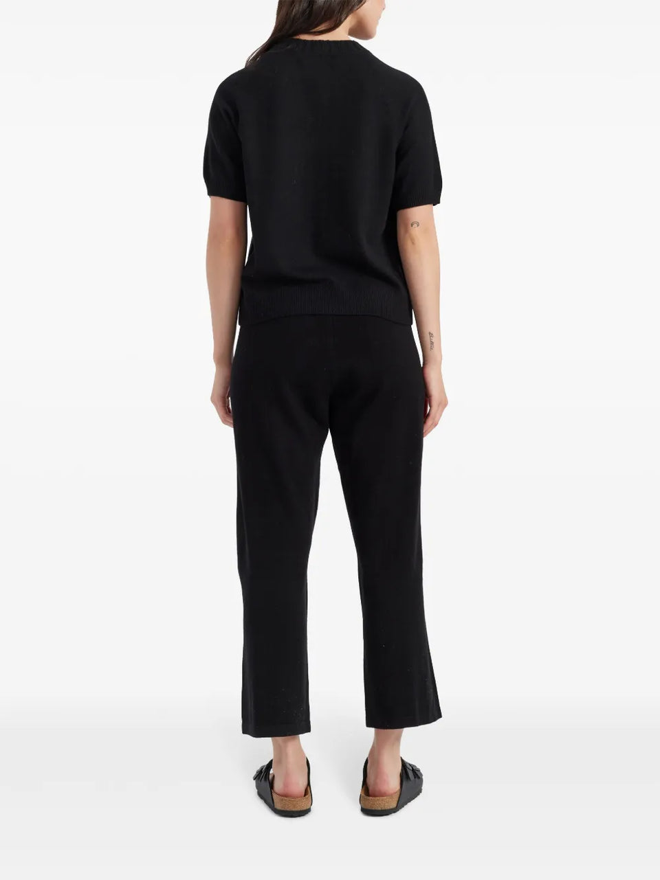 wide-leg cropped trousers