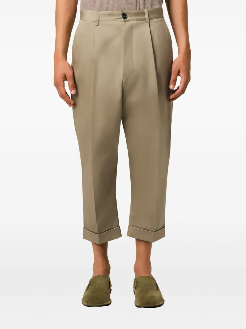 tapered-leg trousers
