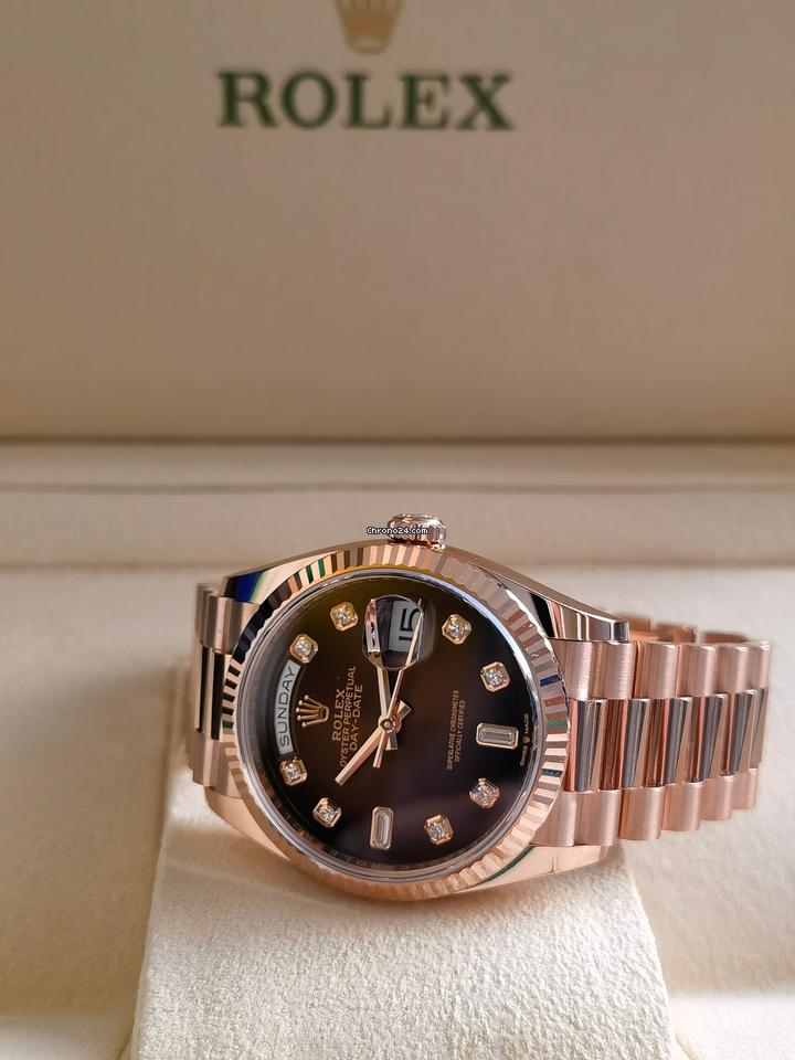 Rolex | Day-Date | 128235-0038 | Rose gold | 36 x 43 mm | Rose gold | Brown | Automatic