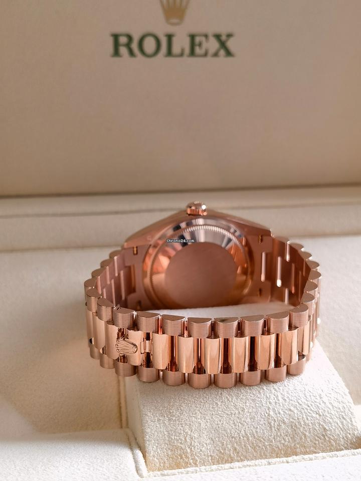 Rolex | Day-Date | 128235-0038 | Rose gold | 36 x 43 mm | Rose gold | Brown | Automatic