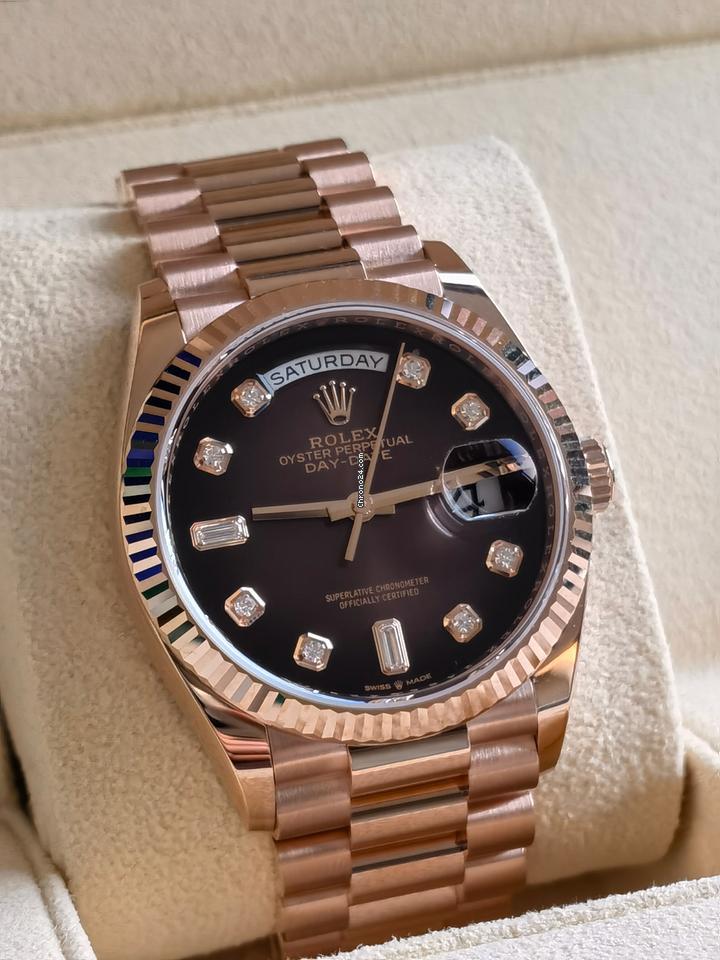 Rolex | Day-Date | 128235-0038 | Rose gold | 36 x 43 mm | Rose gold | Brown | Automatic