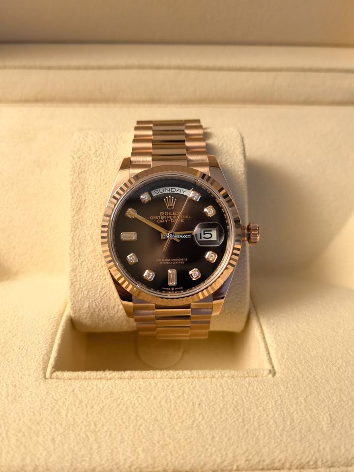 Rolex | Day-Date | 128235-0038 | Rose gold | 36 x 43 mm | Rose gold | Brown | Automatic