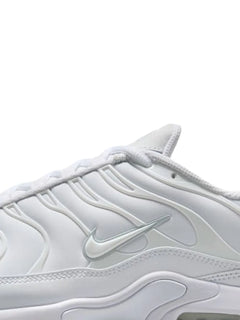 Air Max Plus G low-top sneakers