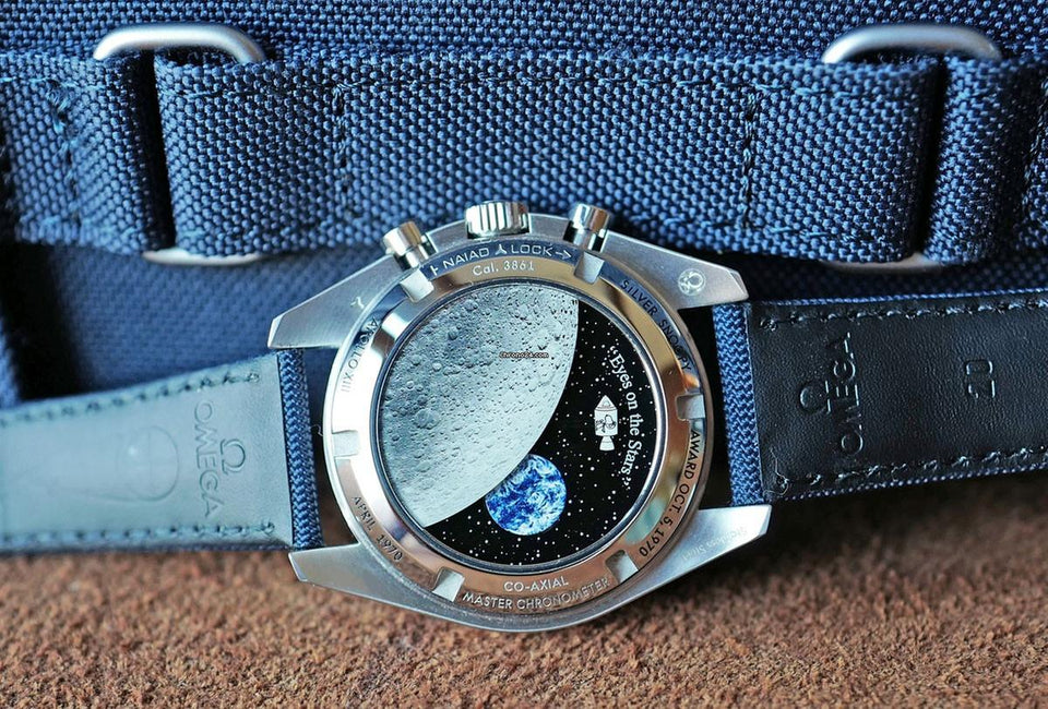 Omega Speedmaster Professional Moonwatch Silver Snoopy Award Co-Axial Chronograph 42mm