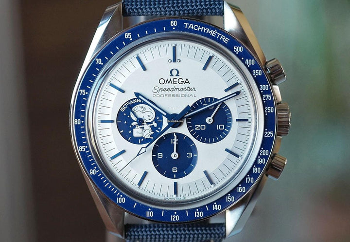 Omega Speedmaster Professional Moonwatch Silver Snoopy Award Co-Axial Chronograph 42mm