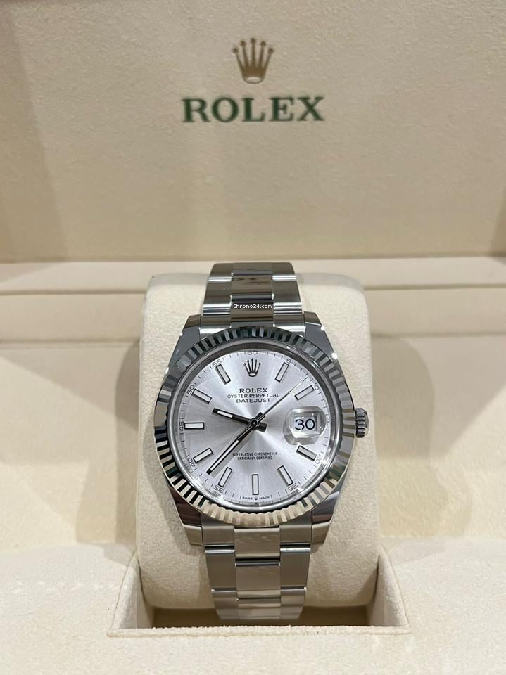 Rolex | Datejust | 126334 | White gold | 41 mm | Steel | Silver | Automatic