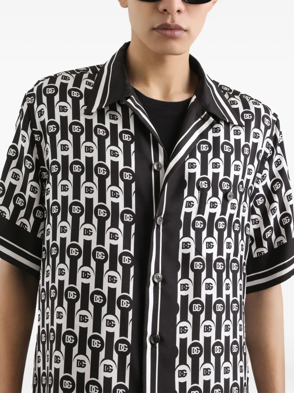 logo-print shortsleeved shirt