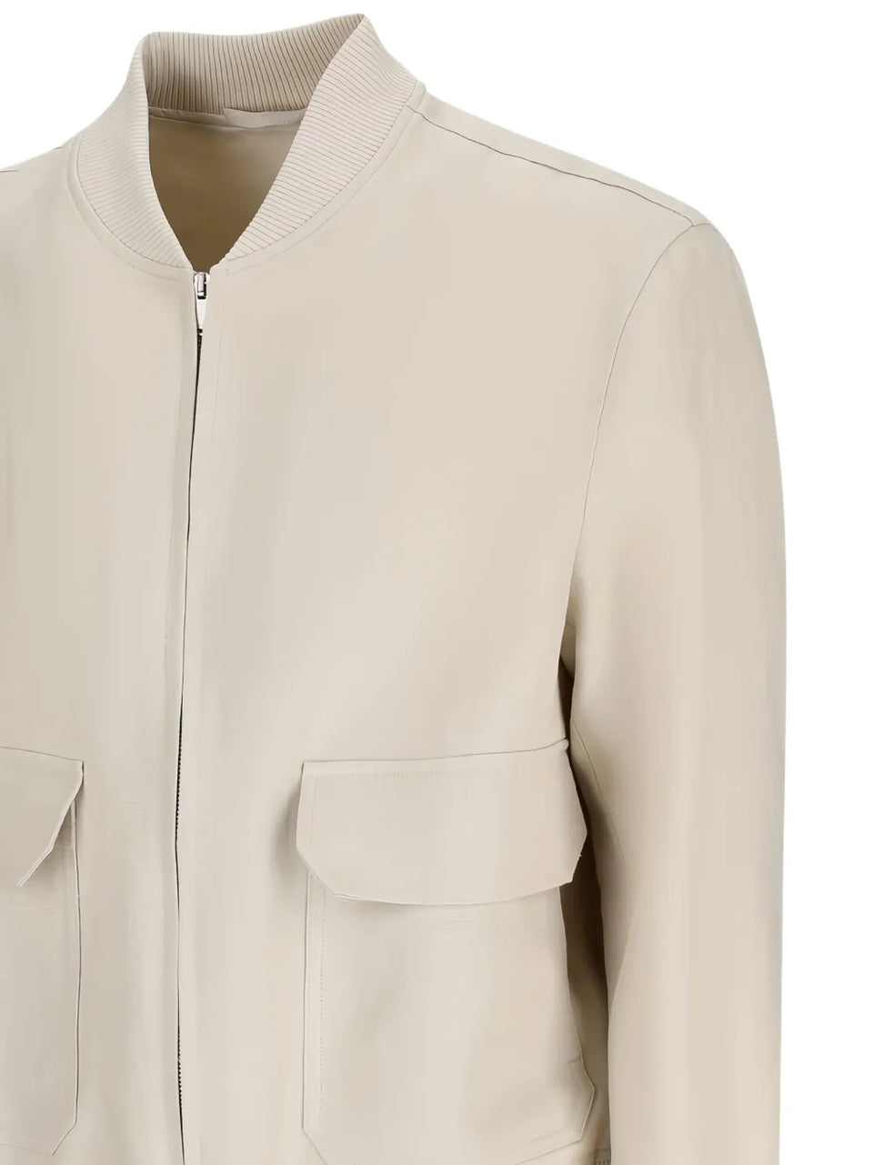 zip-fastening flap-pocket jacket