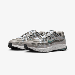 NIKE P-6000 { CREAM II/CLAY GREEN-ANTHRACITE