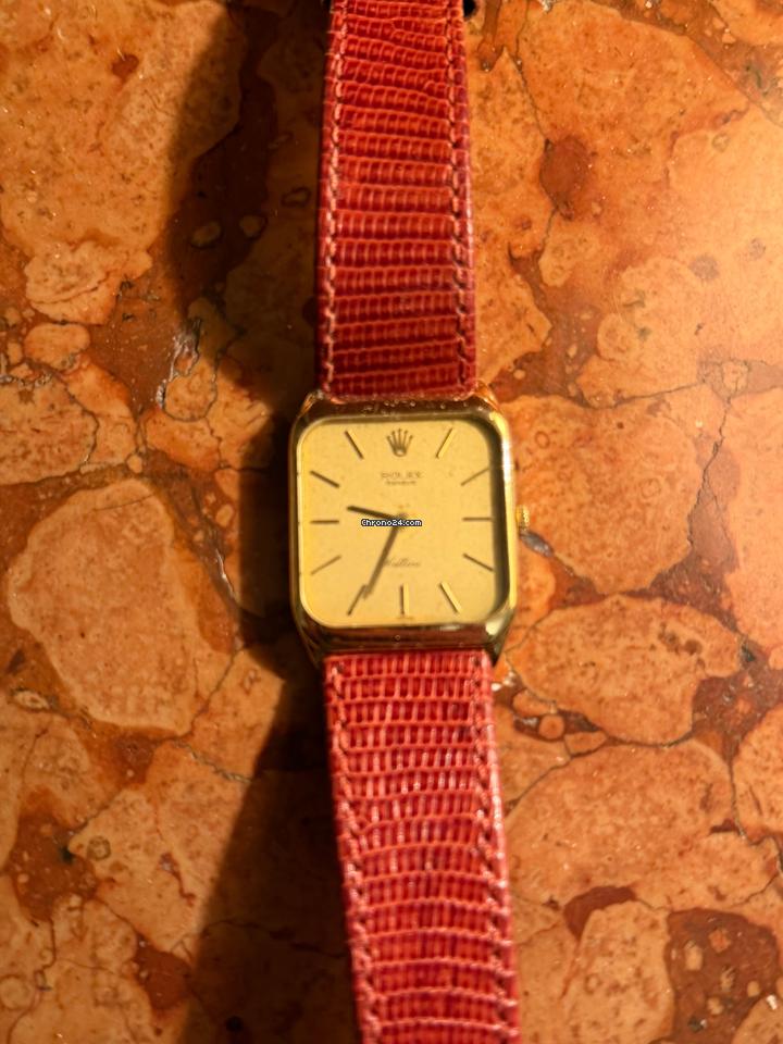 Rolex | Cellini | 3807 | Yellow gold | 26 mm | Leather | Grey | Manual winding