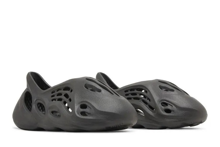 Yeezy Foam Runner Onyx