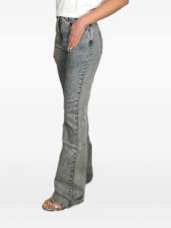 embroidered-pocket jeans