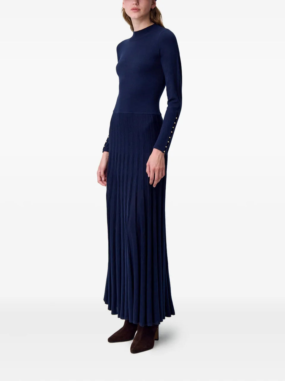 pleated-cuff knitted dress