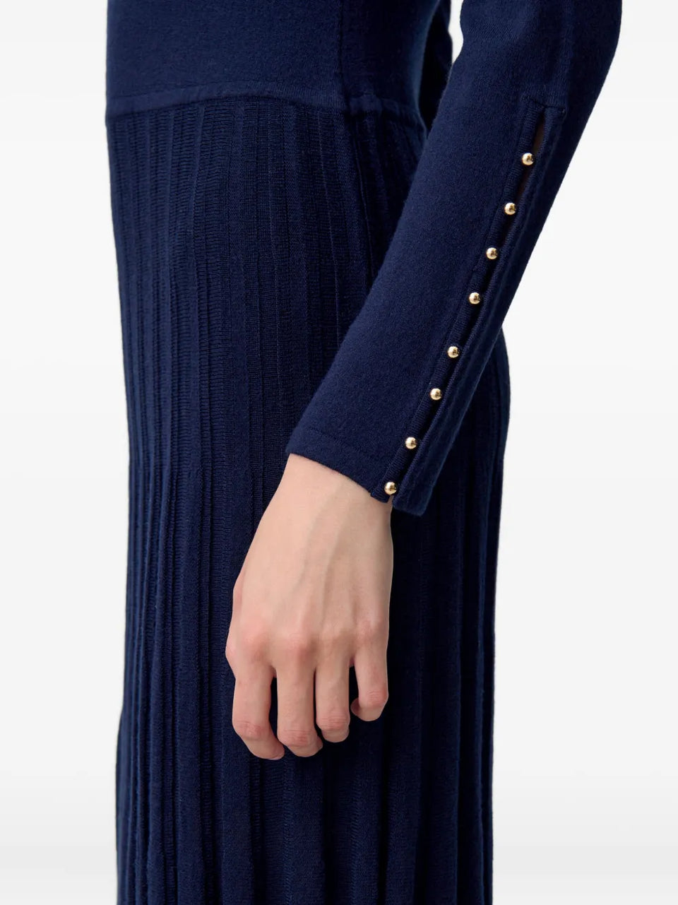 pleated-cuff knitted dress