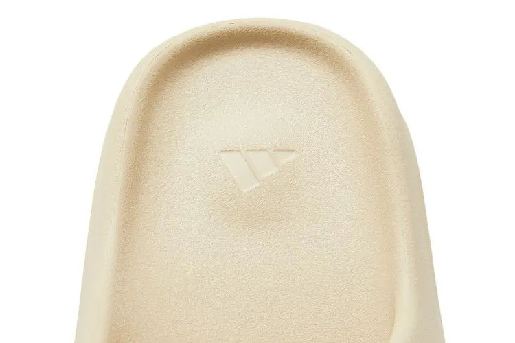Yeezy Slides Bone 2022