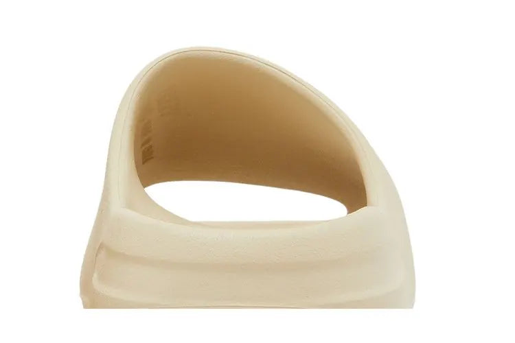 Yeezy Slides Bone 2022