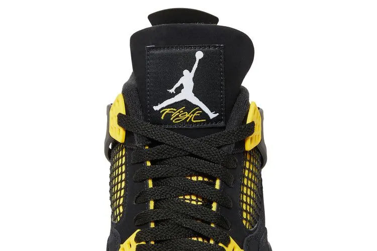 Air Jordan 4 Thunder