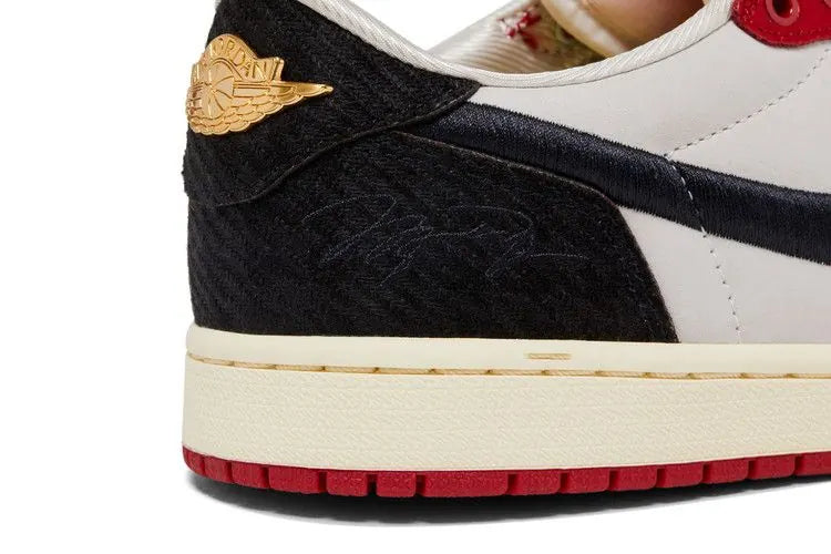 Air Jordan 1 Retro Low OG Trophy Room Away