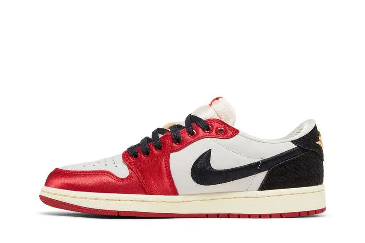 Air Jordan 1 Retro Low OG Trophy Room Away