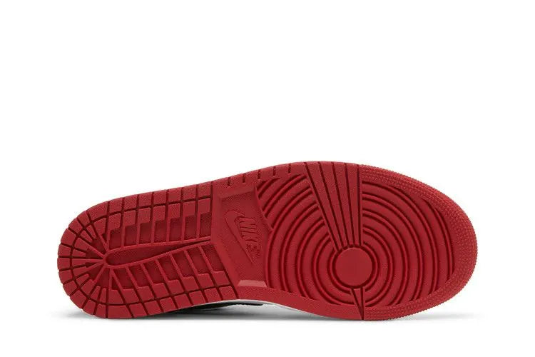 Air Jordan 1 Low Bred Toe