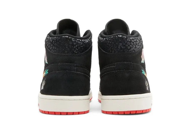 Air Jordan 1 Mid SE Siempre Familia