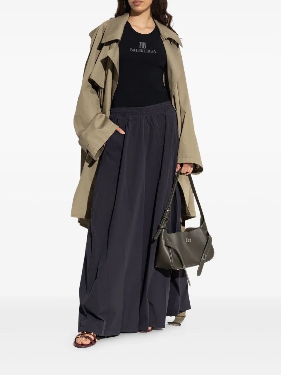 elasticated-waist pocket skirt