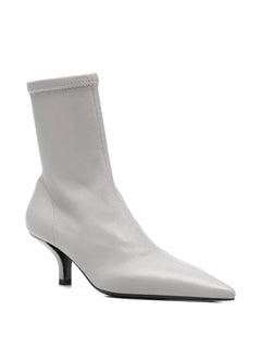 pointed-toe leather boots