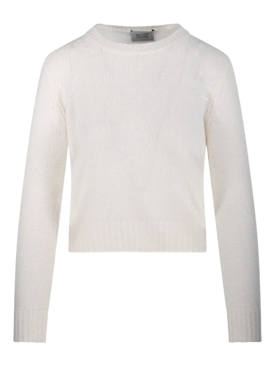 crew-neck long-sleeves jumper