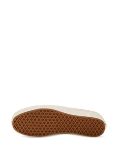 LX Authentic trainers