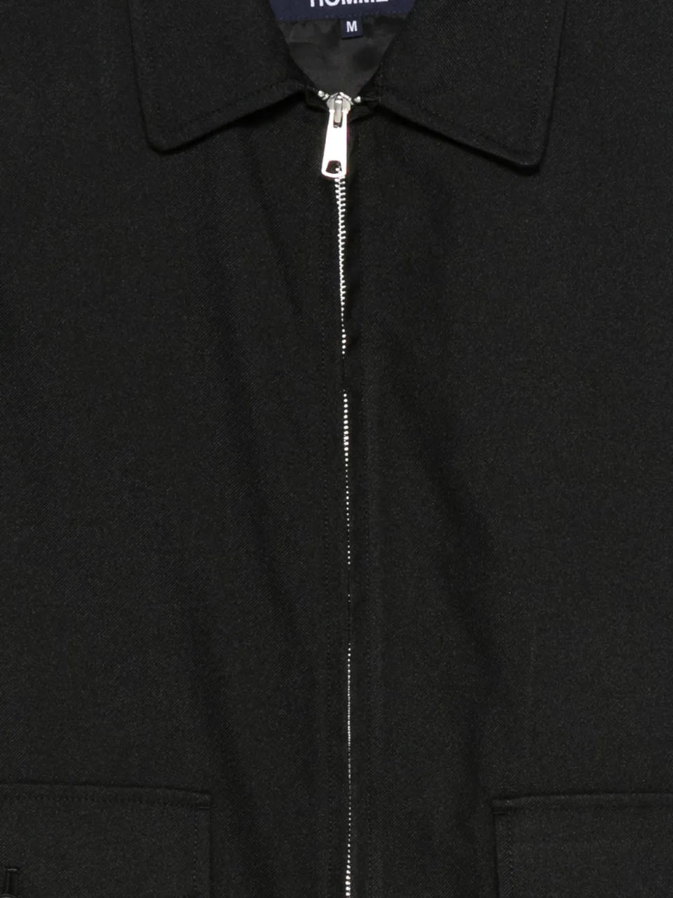 zip-fastening flap-pocket jacket