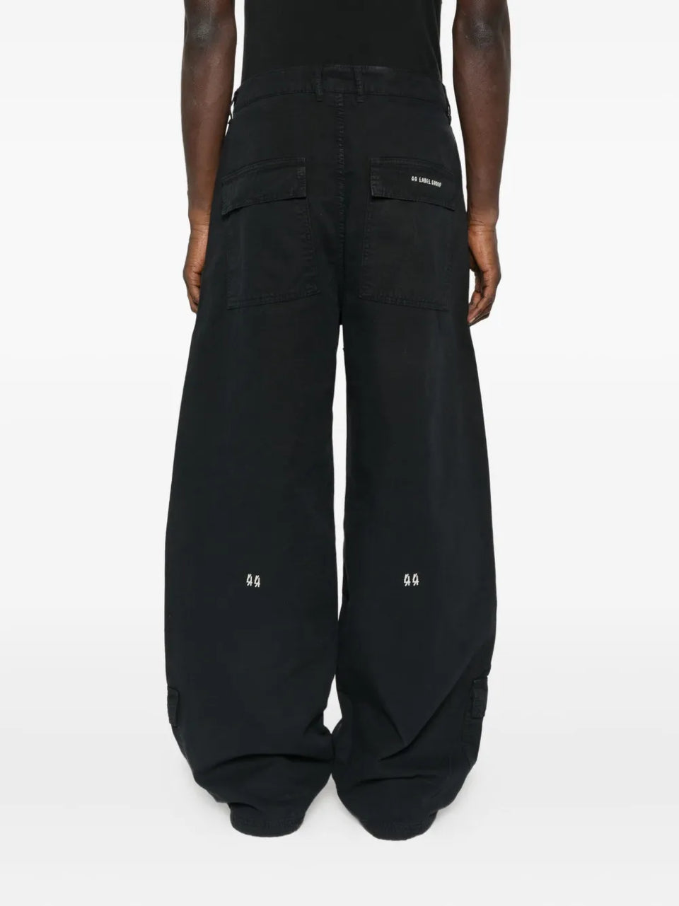 logo-tape trousers