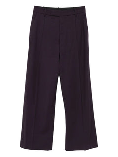 pleated pants
