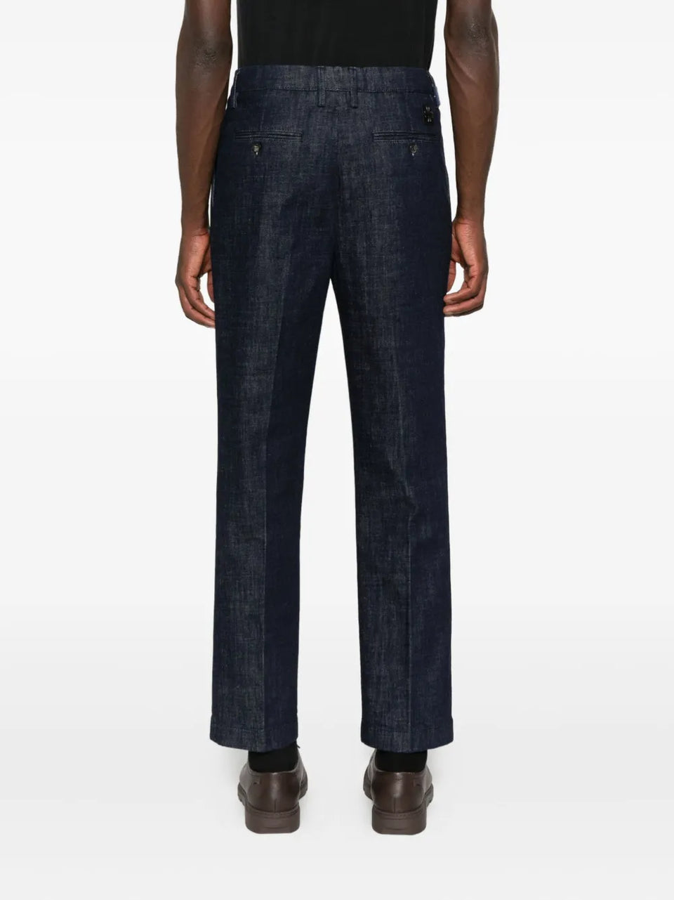 pleated pants