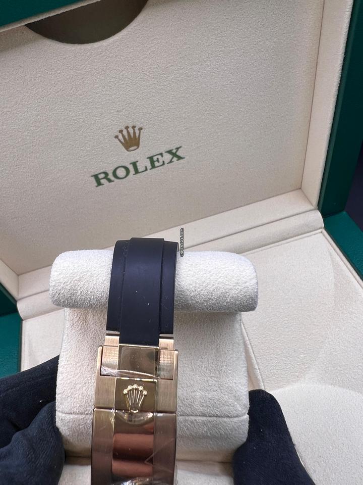 Rolex | Daytona | 116518 | Yellow gold | 40 mm | Rubber | Black | Automatic