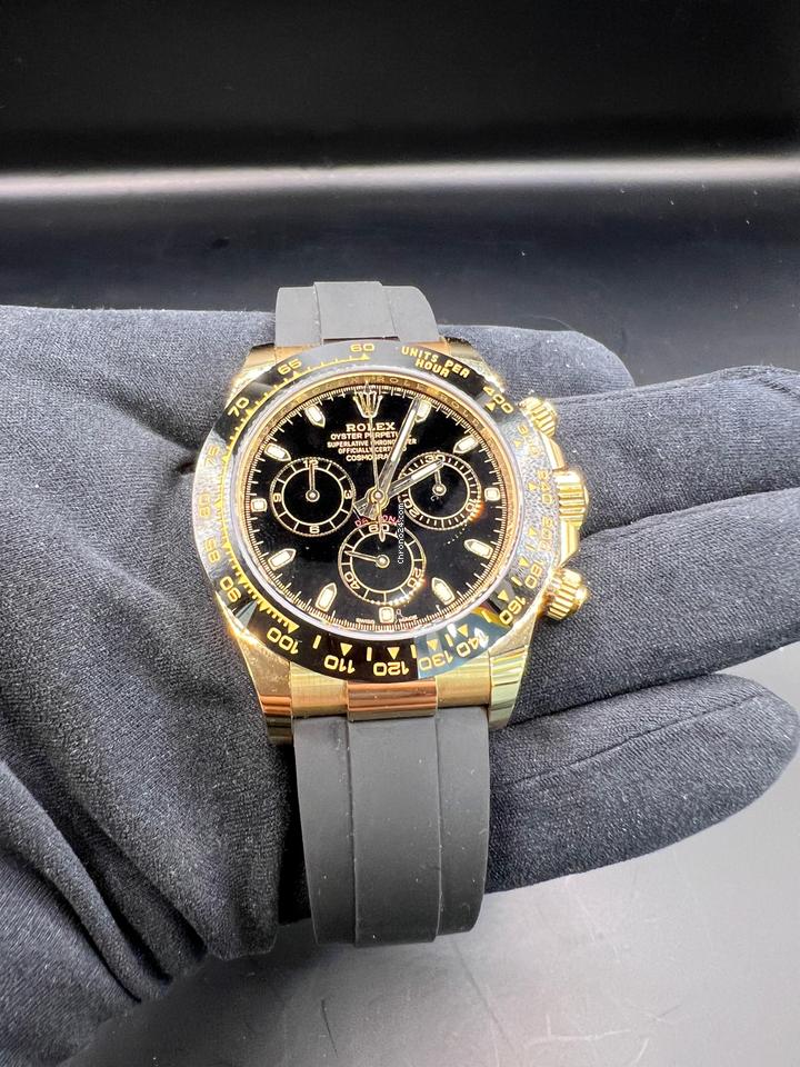 Rolex | Daytona | 116518 | Yellow gold | 40 mm | Rubber | Black | Automatic