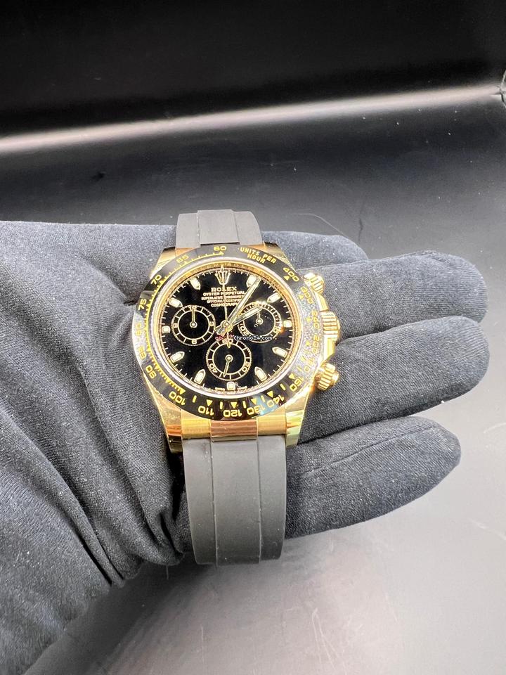 Rolex | Daytona | 116518 | Yellow gold | 40 mm | Rubber | Black | Automatic
