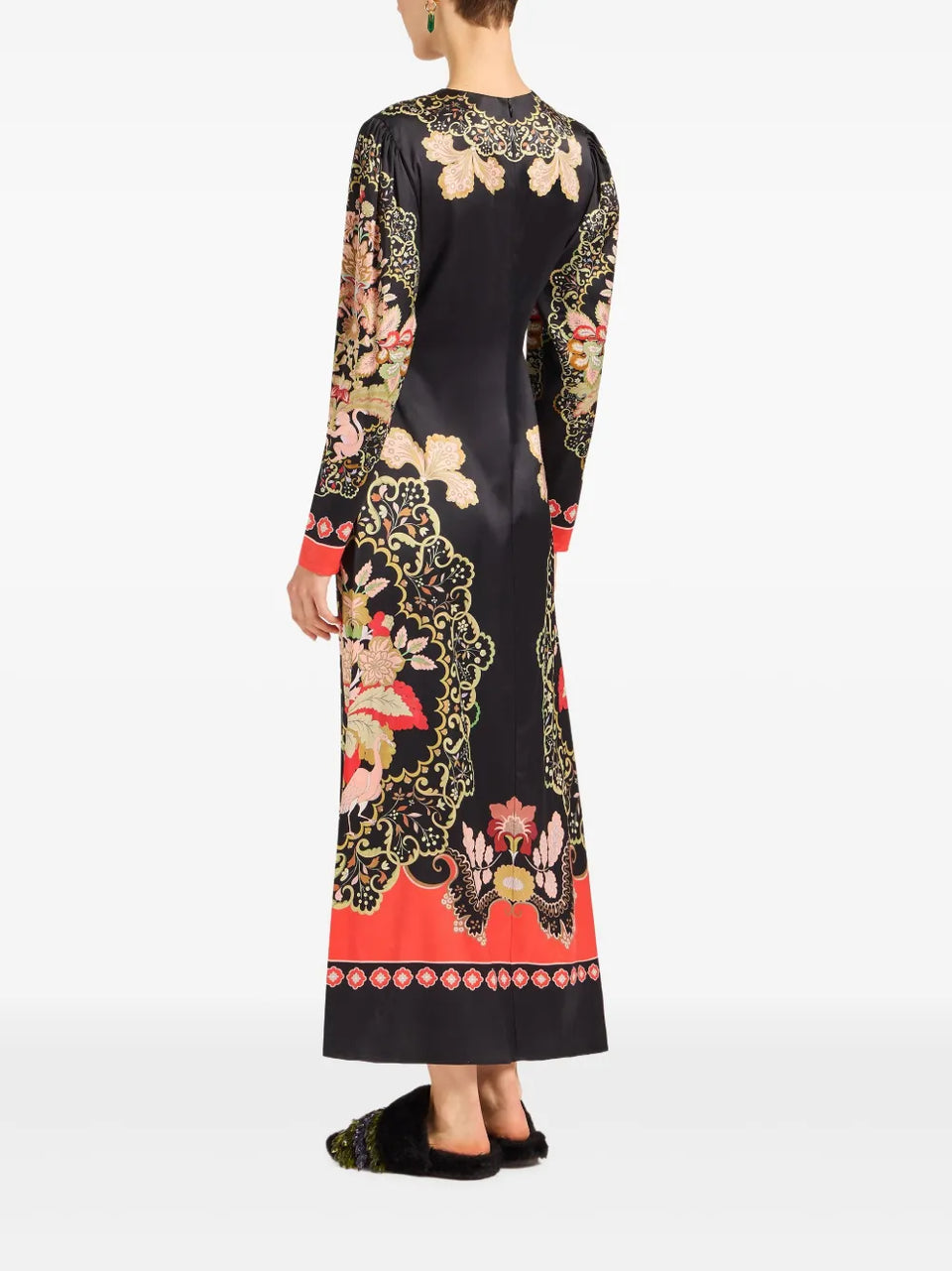 Clingy Swing placed long-sleeve maxi dress