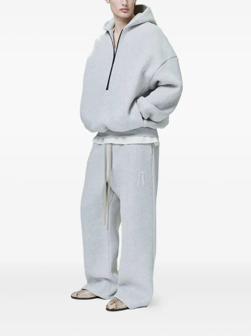 hooded zip sweatshirt