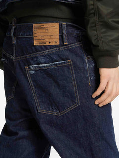 button zip jeans
